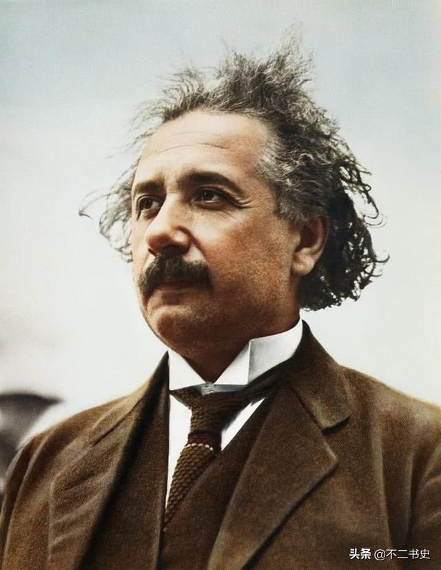 爱因斯坦三个惊人的预言是什么请告诉我，爱因斯坦的三个预言是哪三个（爱因斯坦所预言的三件事）