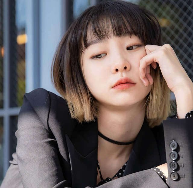 好看的发型女生中长发，好看的发型女生中长发2021（明星示范2020大热发型）