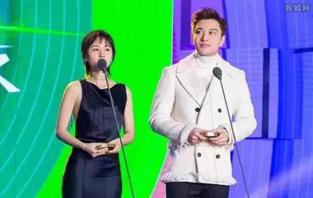 买超王子文在一起过，买超王子文（王子文打脸李小璐）