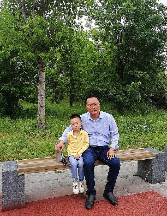 形容天伦之乐的唯美句子，天伦之乐的优美句子有哪些（春花开得早 郯城乐逍遥）