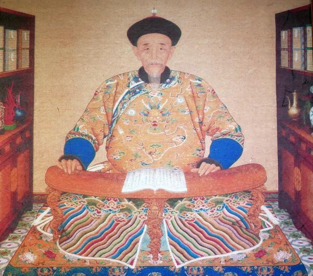 康熙的爸爸是谁,康熙父亲(为什么这本书却说他死于御驾亲征)