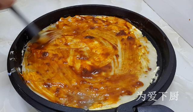 家常蛋饼的做法，家常鸡蛋饼的做法（家庭鸡蛋饼简单做法）