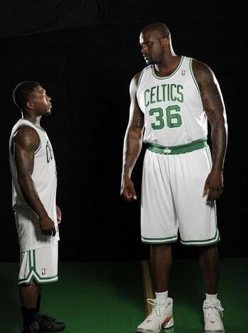 罗宾逊,1984年5月31日美国华盛顿州西雅图市,美国职业篮球运动员,身高