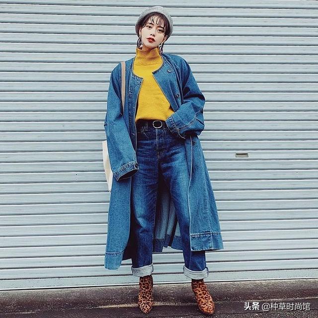 透明校服这样穿可以避免尴尬，透明校服这样穿可以避免尴尬嘛（这3种风格美呆了）