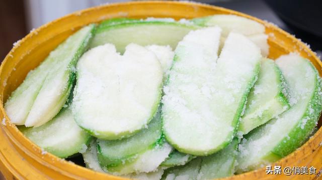 简单自制萝卜干，萝卜干这样腌制只需简单几步