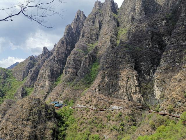 十渡一日游团购，北京周边自驾游秋天（<孤山寨和东湖港指南>）