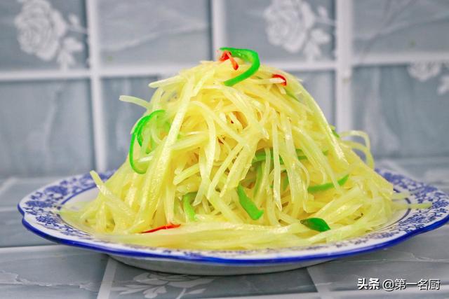 土豆丝的做法，大厨分享小技巧（土豆丝的做法醋溜土豆丝）