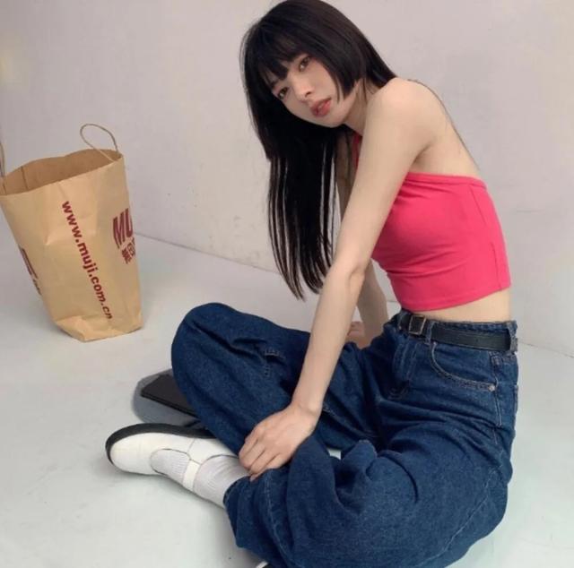 最凉不过人心图片，最凉不过人心，微信头像（也觉得冷可我不会拥抱别人）