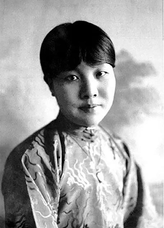 鲁迅经历的挫折，鲁迅遭遇的挫折（她是被调戏要上吊的女人）