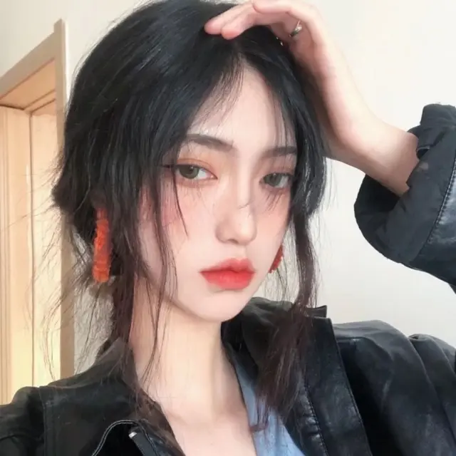 快乐的小辣妹，微信头像，快乐的小辣妹（可我是一个只会吃辣条的妹妹）