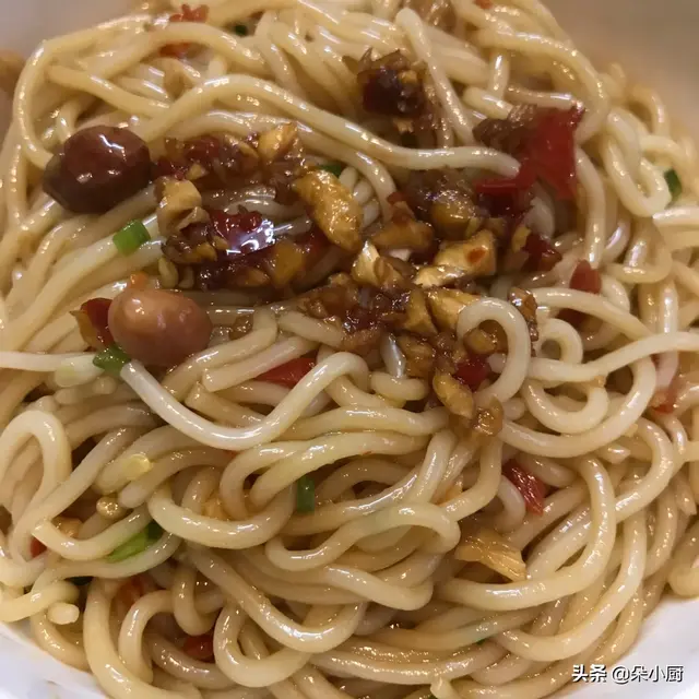 南昌拌粉的做法，南昌拌粉正宗做法（营养美味学会了这样做）