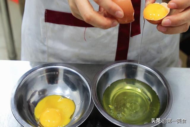 简单易学的饼干做法，超简单的饼干做法（食材就三种、口口香又酥）