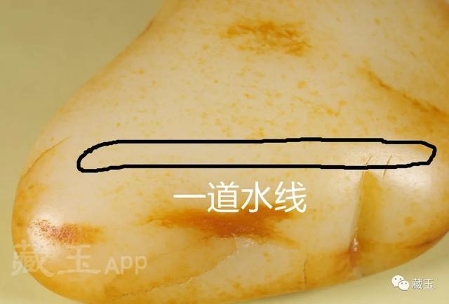和田玉籽料小知识，看籽料表面的这些特征就明白了