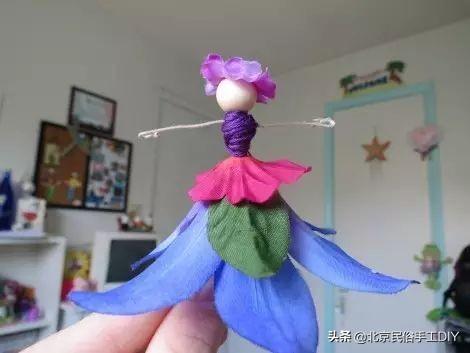 家里的假花怎么处理掉，室内有假花怎么办（一根铁丝一个球就能让她惊艳无比）