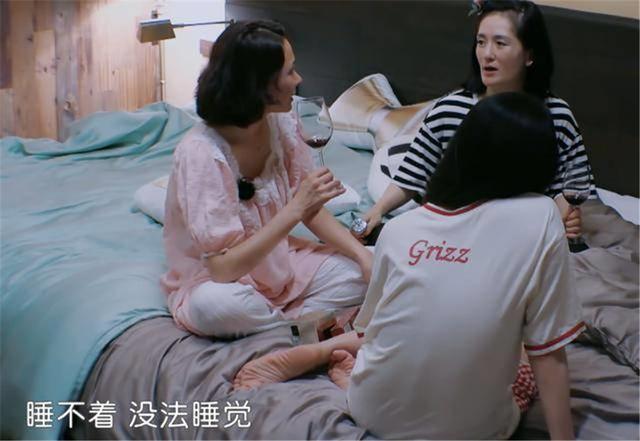 胎儿喜欢孕妇站着还是躺着，胎儿喜欢孕妈躺着还是站着（平躺时胎儿啥感受）