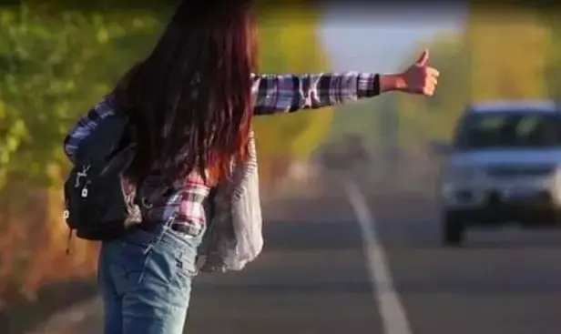 发膜与倒膜的区别，倒膜和发膜（长发飘扬 ，发膜与护发素）