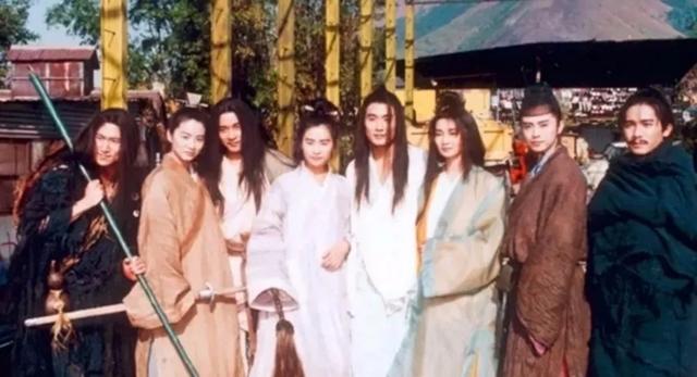 东成西就2何时上映，东成西就2011讲的是什么（无法超级的经典喜剧《东成西就》）