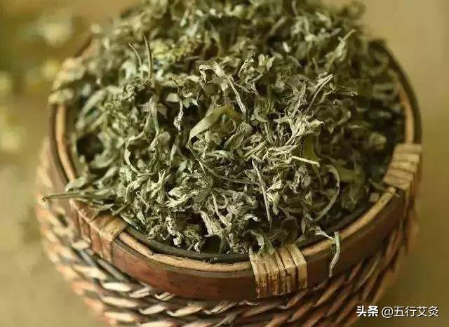 艾灸的原理和作用，艾灸的功效与作用（艾灸为什么能治病）