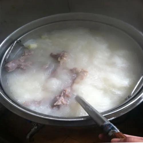 鲜肉馄饨馅怎么做，鲜肉馄饨馅做法（这样调馅最香了）