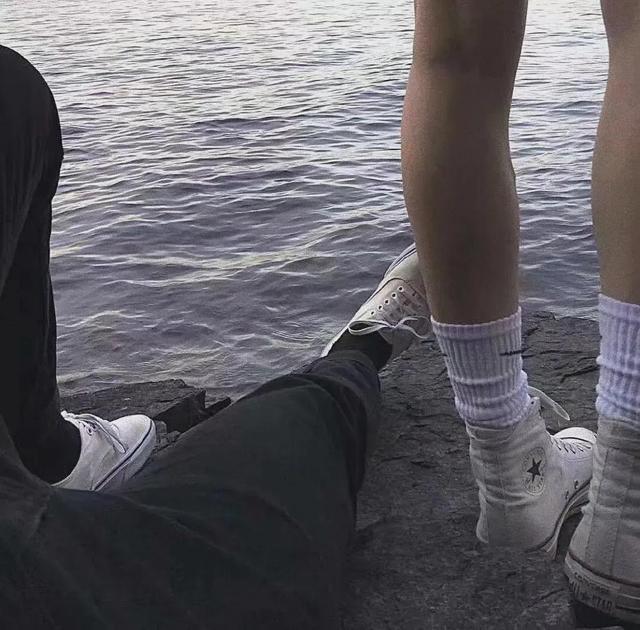 女生套图，微信头像，女生套图（女生微信头像套图）