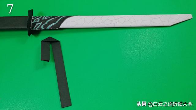 飞镖怎么折简单又帅气的飞镖，简单酷炫的飞镖折纸——可以玩的折纸（折一把伍六七系列之魔刀千刃图解教程）