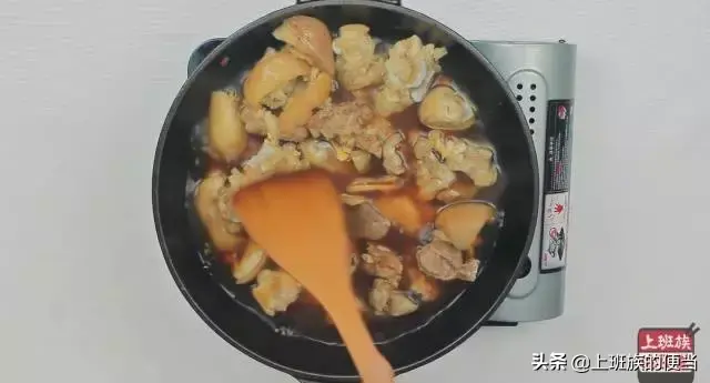 猪蹄怎么炖好吃，清汤猪蹄怎么炖好吃（猪蹄学会这样炖）