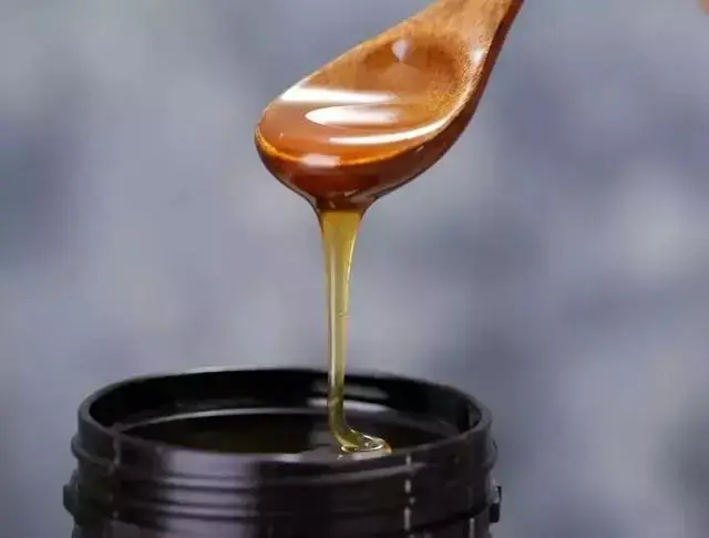 蜂蜜真假鉴定方法，辨别蜂蜜真假的5个方法（一招教您鉴别真假蜂蜜）