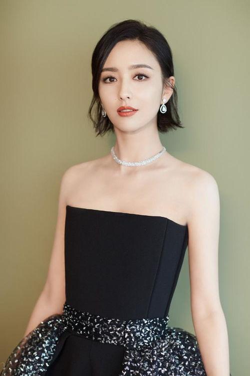 明星腰围大比拼，热巴杨颖杨幂乔欣赵丽颖哪位才是真的“腰精”？