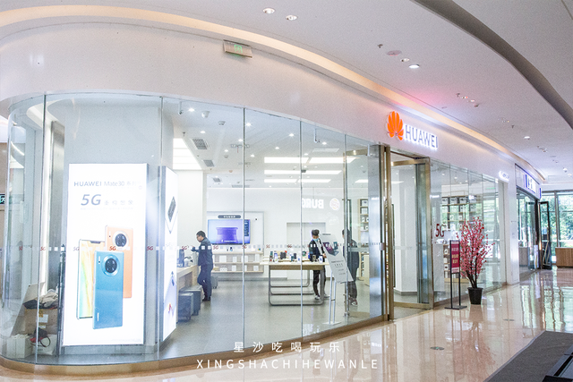 小天才z1s和z5的区别，小天才z5和z5（吃喝玩乐购5折起一网打尽）