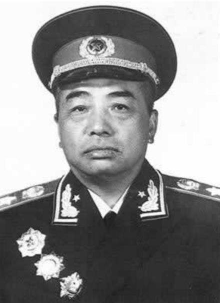 彭什么意思解释，彭字笔画笔顺（彭老总是一个真正高尚的人）