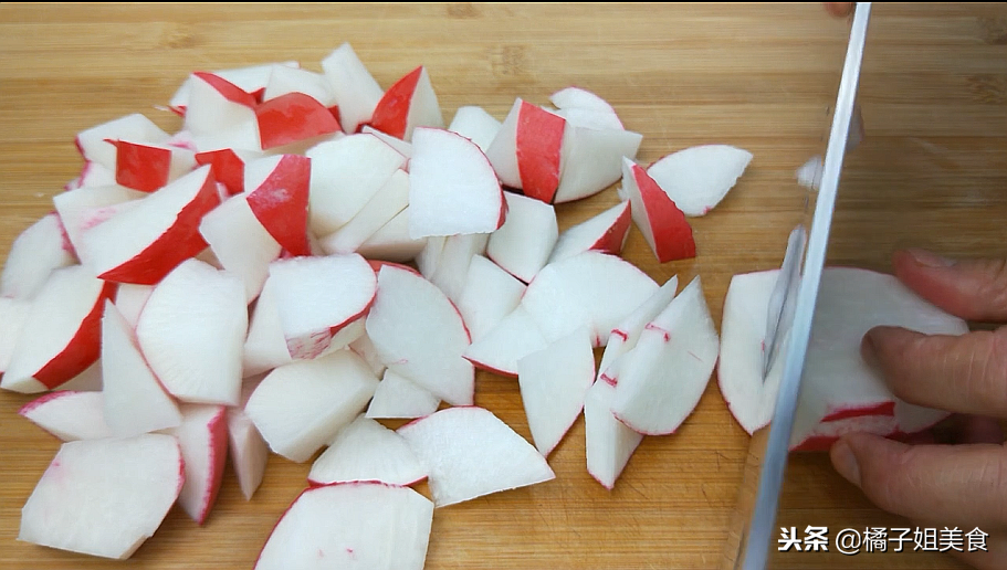 图片[3]-【凉拌萝卜】做法步骤图 爽脆可口 解腻又营养-起舞食谱网