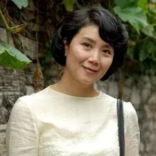 荷塘月色的作者，荷塘月色的作者是谁（著名演员严晓频朗诵《荷塘月色》）