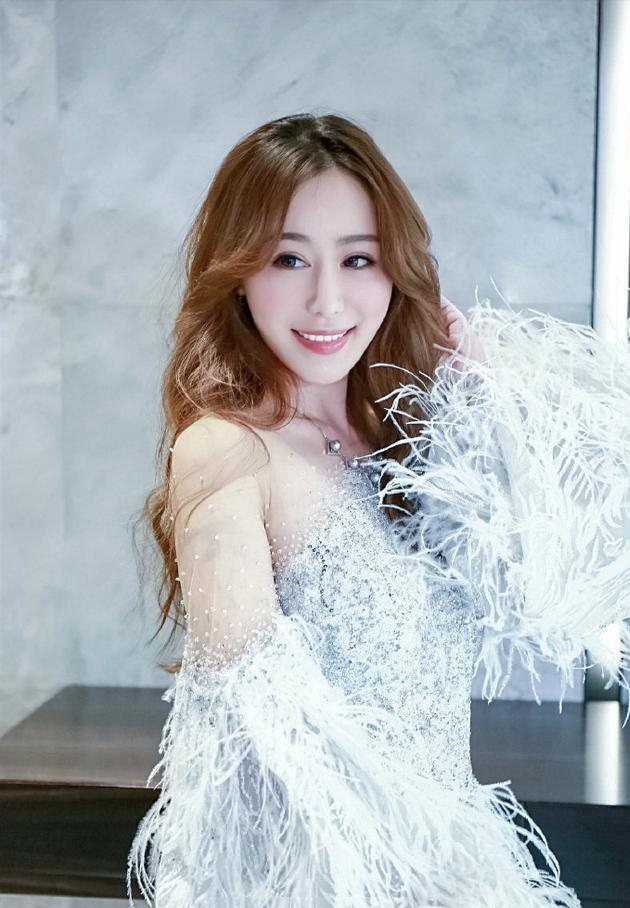 王思聪历任女友，王思聪的浪荡情史，和背后的14个女人（王思聪这么多任女友谁发展最好）