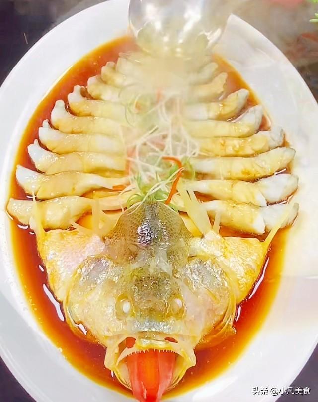 黄花鱼能清蒸吗，黄花鱼清蒸简单做法（黄花鱼最简单的做法“清蒸黄花鱼”）