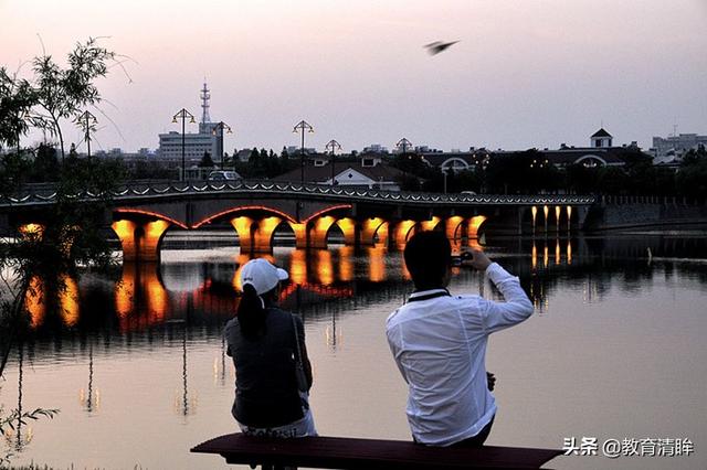 金陵协和神学院，金陵协和神学院是几本（就连集镇都建有大学）