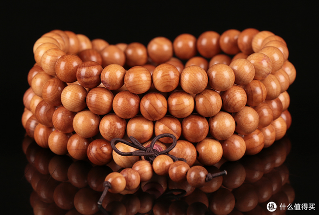 乌木手串怎么辨别真假，乌木手串真假鉴别（万物皆可盘：万字长文）