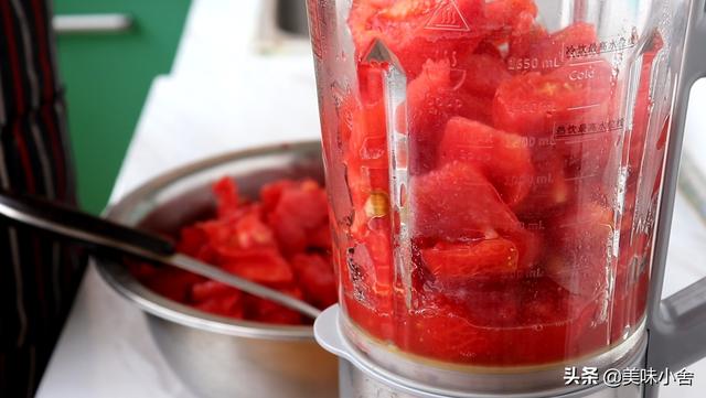 番茄汁怎么做熬制，熬番茄汁的做法大全（番茄酱不要出去买）