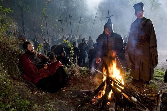 赤壁之战简介，赤壁之战故事简要概括（三国三大战役之赤壁之战简述）