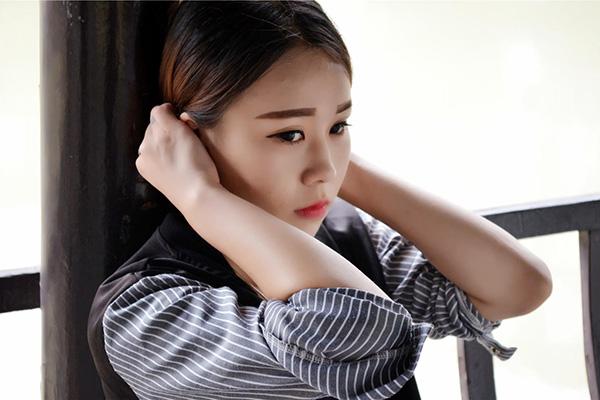 女人脸上长斑是什么原因引起的，女人脸上长斑的原因是什么（女人容易长斑的4个年龄段）