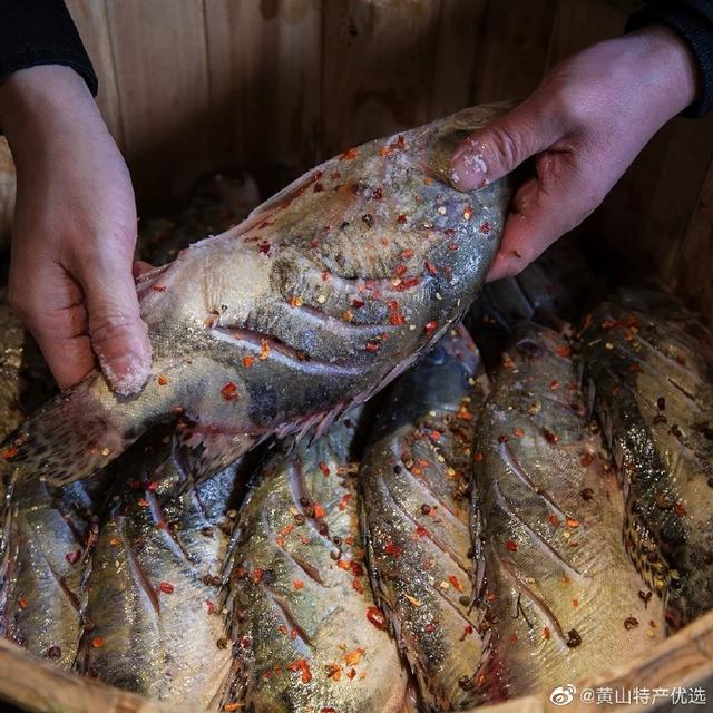 徽州美食臭鳜鱼的由来及做法，——臭鳜鱼