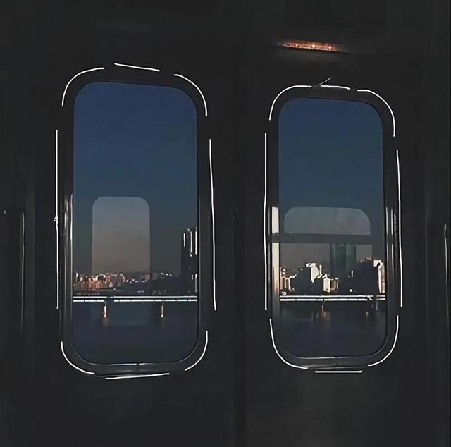 黑色系壁纸.，黑色系壁纸女生（愿你常开心常欣喜图片）