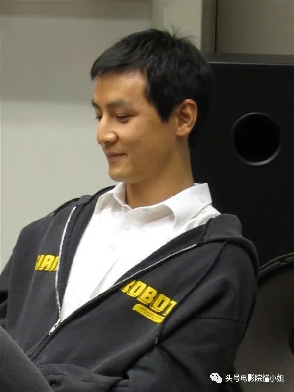 单身男女 吴彦祖，电影《单身男女》的最后结局是什么（《除暴》杀青后生病入院）