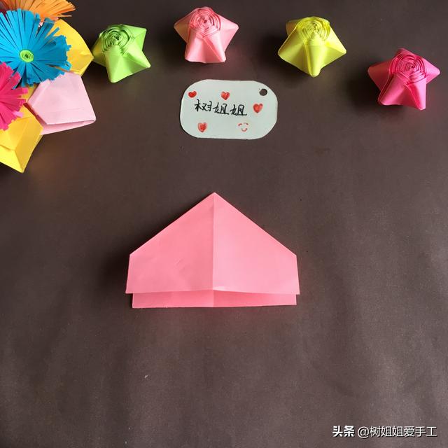 蝴蝶书签的折法，蝴蝶折纸教程（可DIY的蝴蝶折纸书签折法）