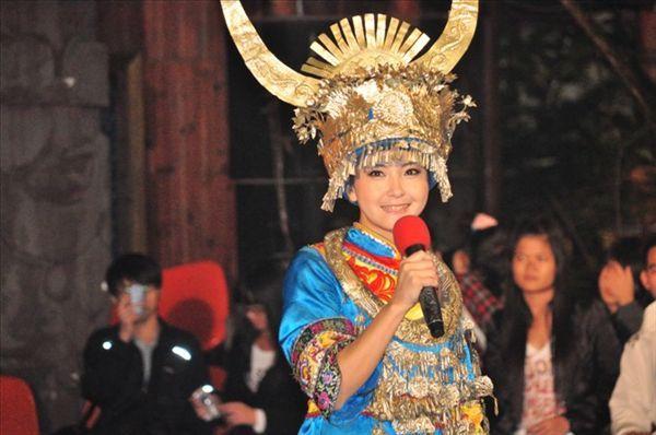 凤凰古城特产，凤凰古城特产水果像葡萄一样叫什么?_（凤凰古城最全攻略，看了不后悔）