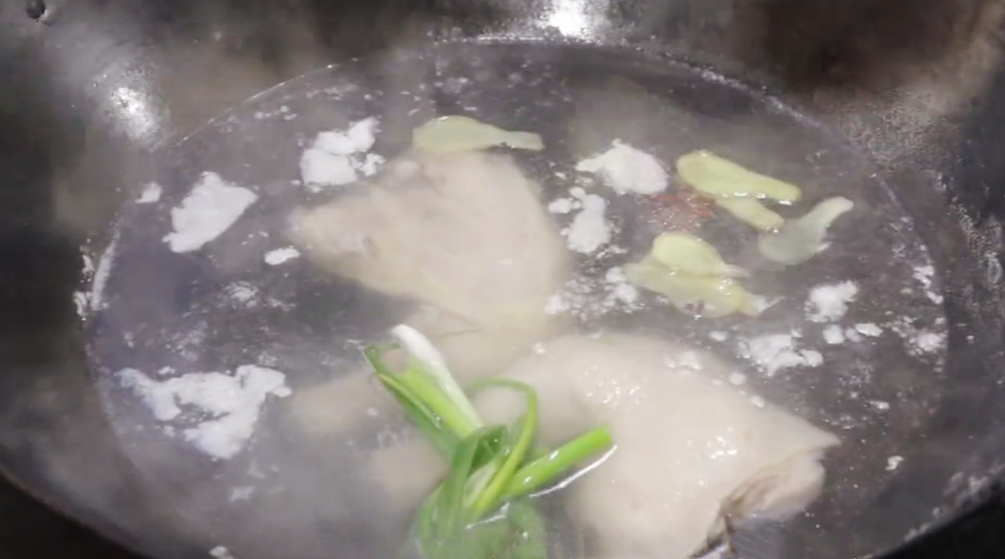 图片[2]-【麻辣柠檬手撕鸡】做法步骤图 清爽开胃解腻 夏天这样吃过瘾-起舞食谱网