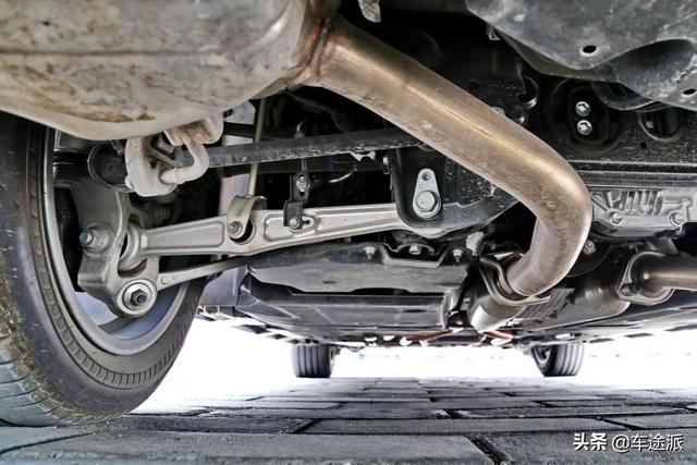 前置后驱的优缺点，前驱车和后驱车优缺点（老司机详细分析，明白了）