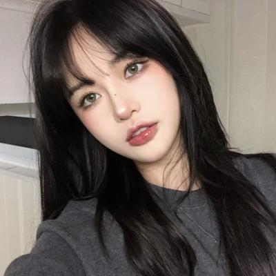 傻缺二货图，殇璃（冷酷超拽的游戏主播名两个字小众简洁网名）