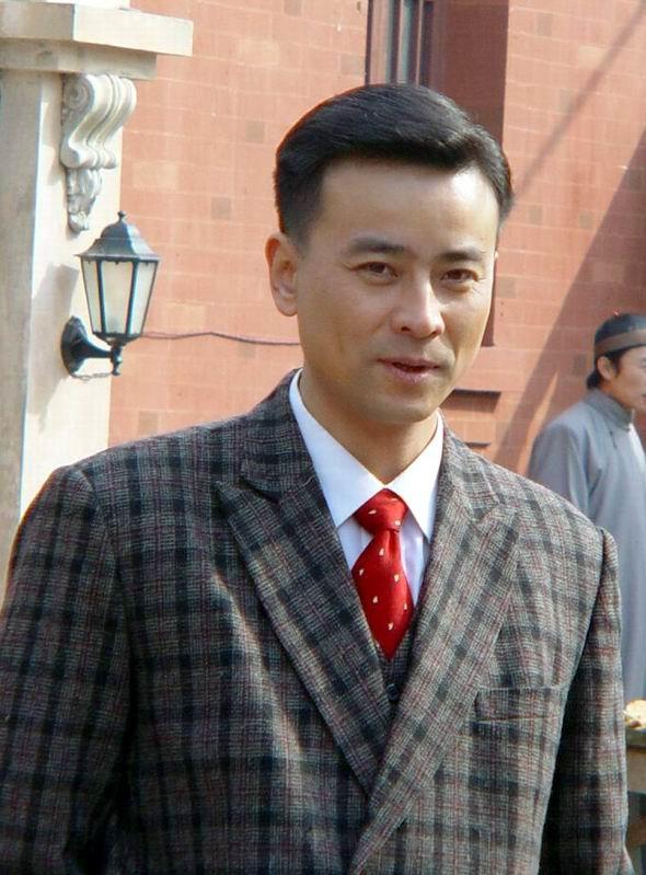 苗瀚东是以谁为原型，苗瀚东（经典民族商战片《大染坊》回顾）