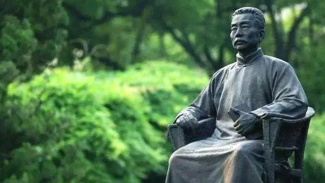 破帽遮颜过闹市，运交华盖是什么意思（鲁迅最经典的10首诗）