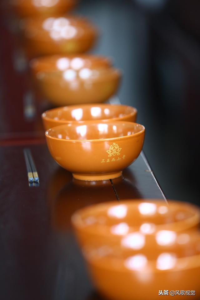 过堂是什么意思，过堂房是什么意思（佛门吃饭为什么叫“过堂”）